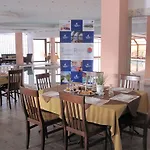 Tindari Club 富尔纳里