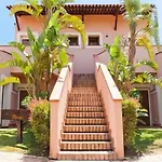 Tindari Club 4* 富尔纳里