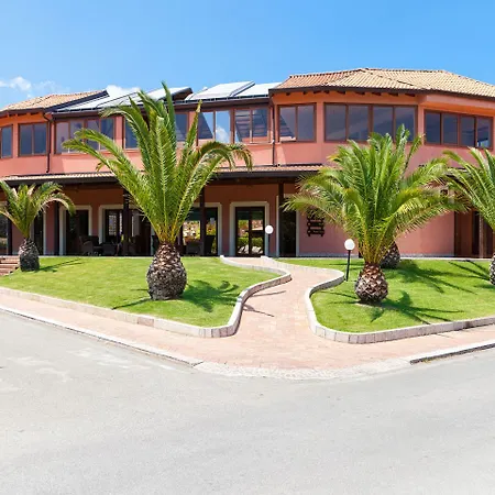Tindari Club Üdülőközpont 4*