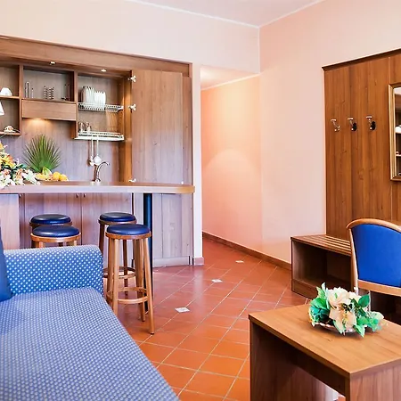 Tindari Club Resort 4*